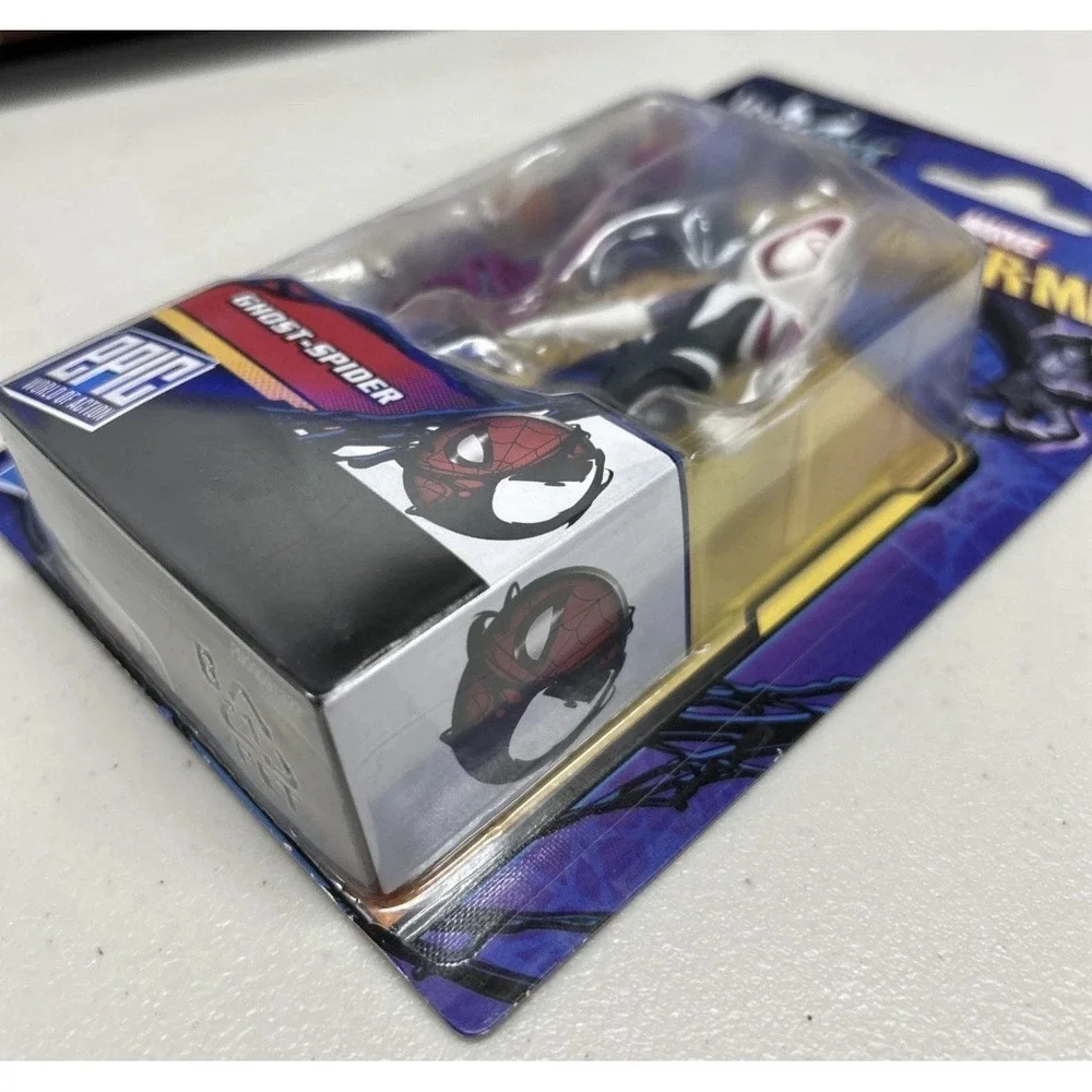 Venom Versus Marvel Spider-Man( Ghost-‎ Spider) 3.75 Action Figure